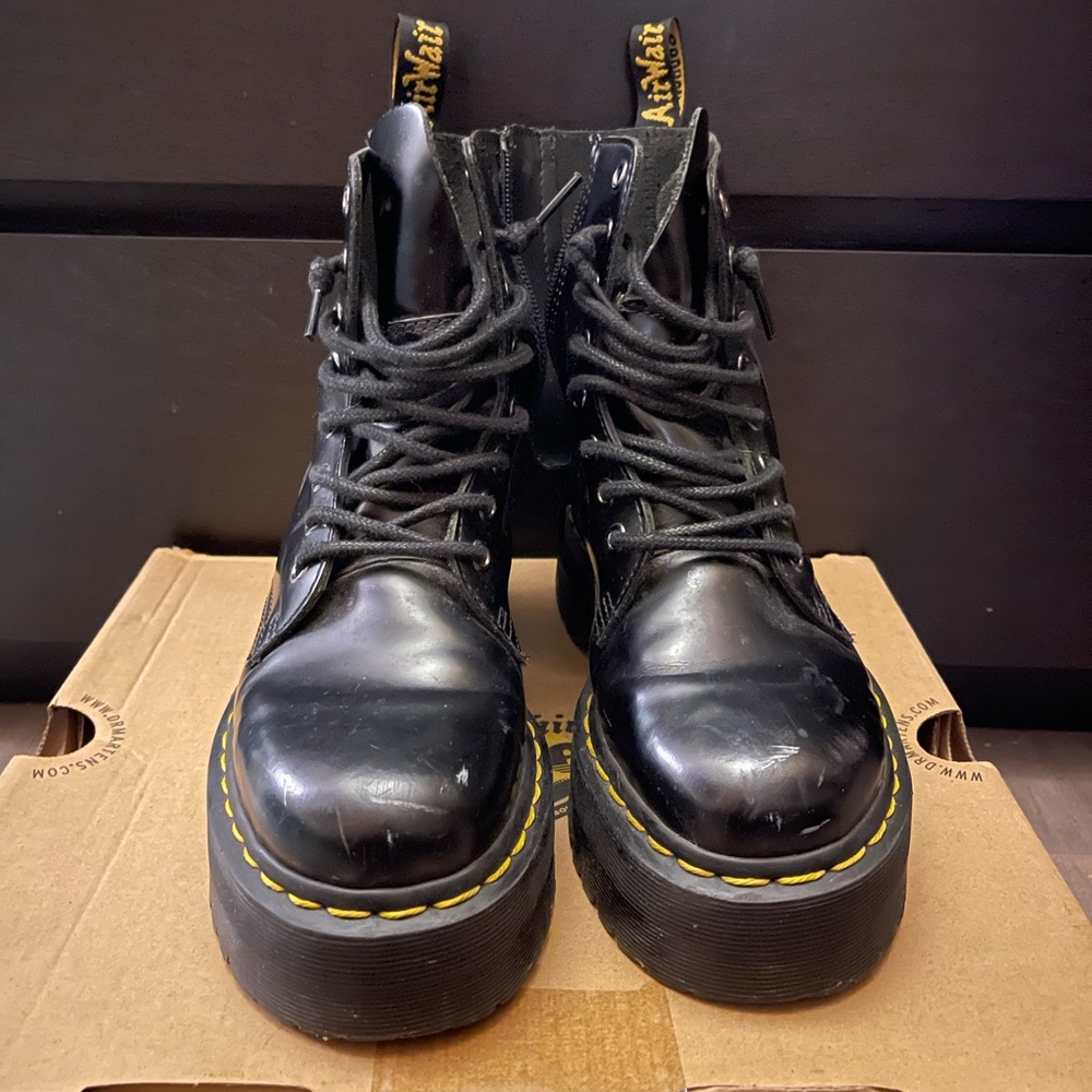 Platform Doc Martens